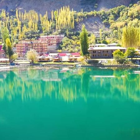 Tibet Hotel Skardu Bagian luar foto