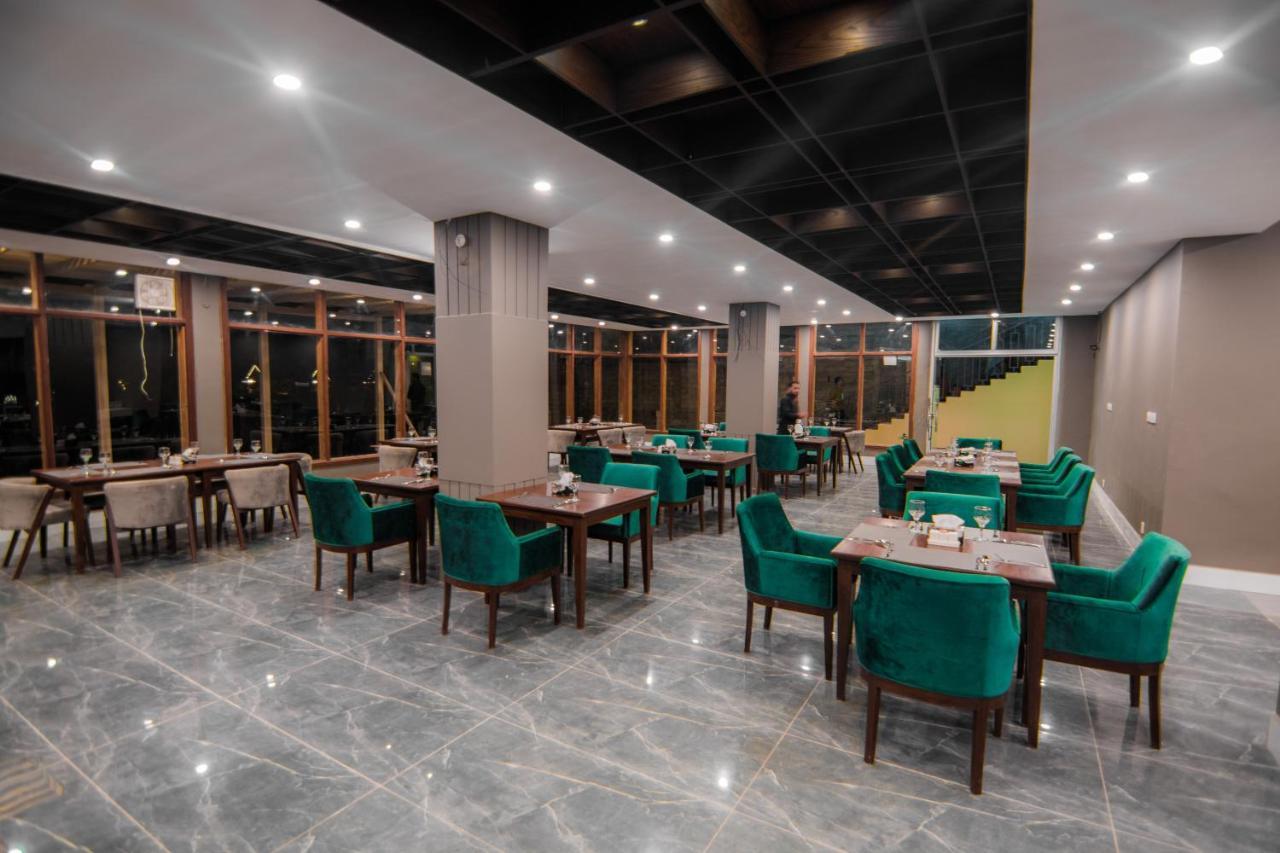 Tibet Hotel Skardu Bagian luar foto